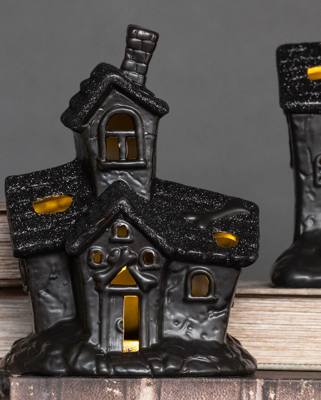Beleuchtete Grusel Glitzer Geisterhaus Deko – Bild 4